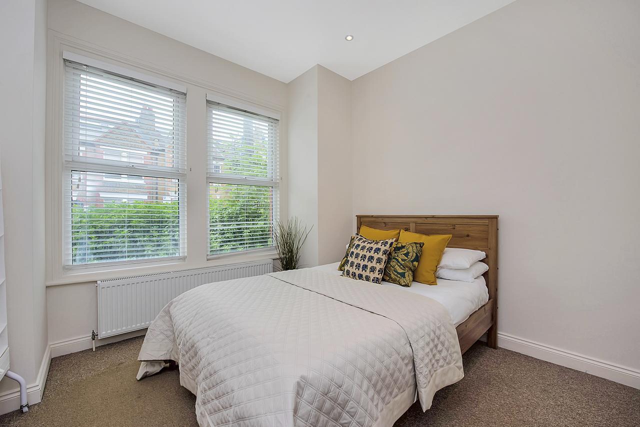 Finding My Palace Guest House In Tooting Mitcham Eksteriør bilde