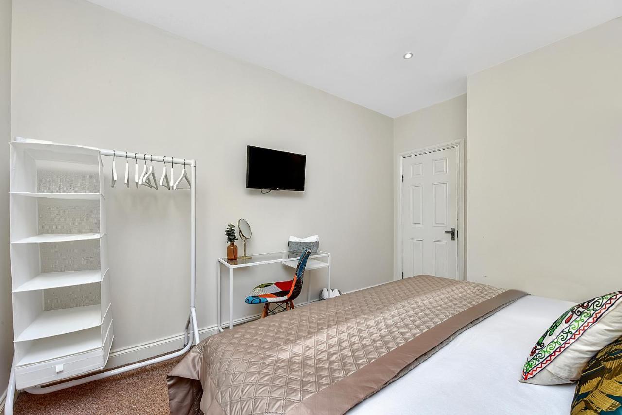 Finding My Palace Guest House In Tooting Mitcham Eksteriør bilde