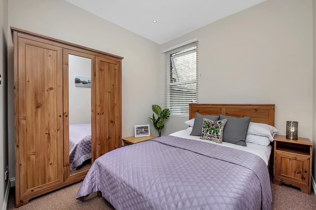 Finding My Palace Guest House In Tooting Mitcham Eksteriør bilde